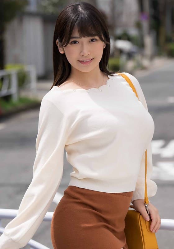 デカパイパイパン美女とハメ撮り。